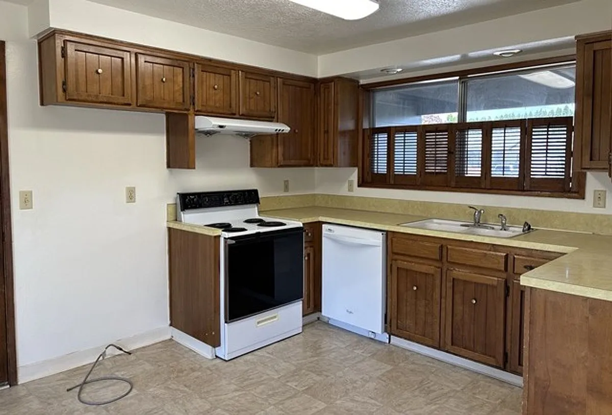 Building Photo - 4836 Tanglewood Ct SE