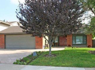 20942 Hunter Ln, Huntington Beach, CA 92646