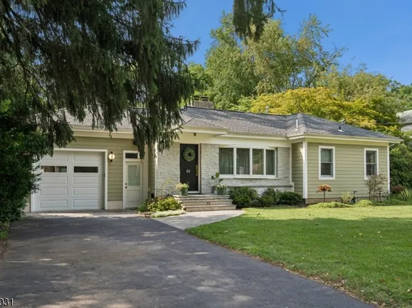 75 Birchwood Knls, Lawrence Twp., NJ 08648