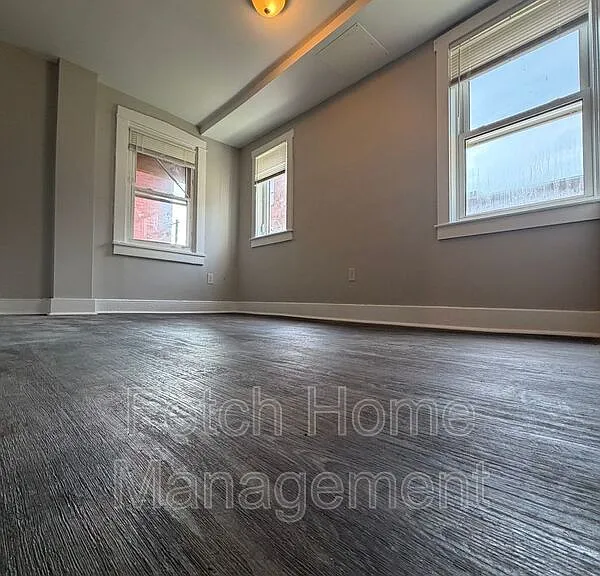208 W Vine St #3 — Photo 7