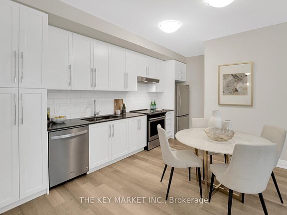 3rd image of 657 Cricklewood Dr #504