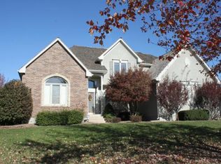 3605 Saddle Ridge Dr, Independence, MO 64057