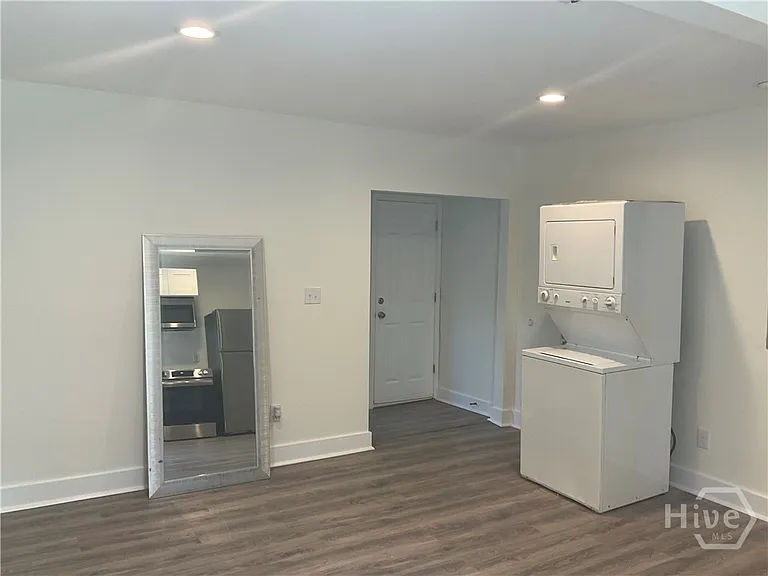 722 Waters Ave #B — Photo 10