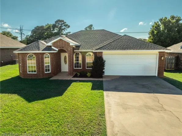 1905 N 31st St, Fort Smith, AR 72904