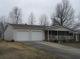 308 Moore St, Dexter, MO 63841