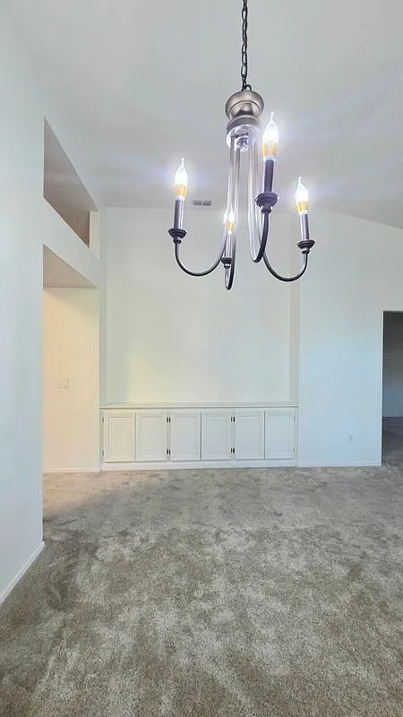3 bed, 2.0 bath, 1530 sqft, $2,900 — Photo 3