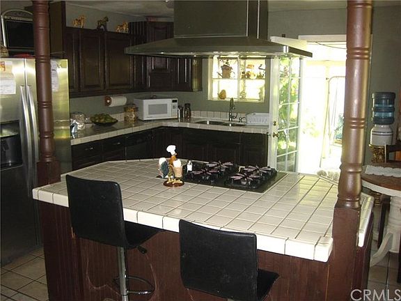 3rd image of 514 Foxworth Ave