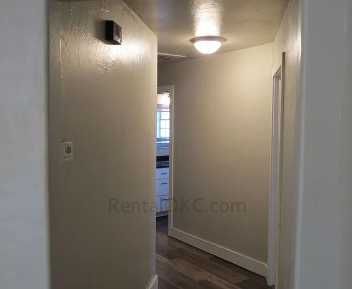 5320 N Drexel Blvd — Photo 13