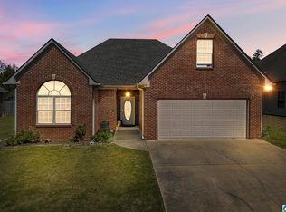 2068 Highview Way, Calera, AL 35040