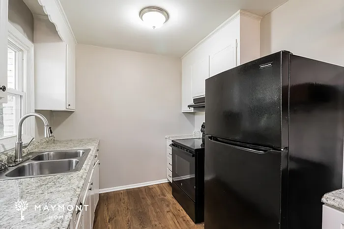 4309 Dowling Dr — Photo 9