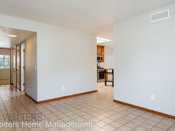 2nd image of 11736 Handrich Dr