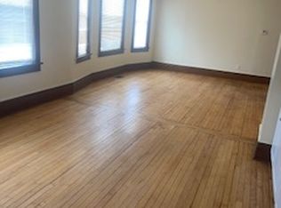 880 Margaret St #2, Saint Paul, MN 55106