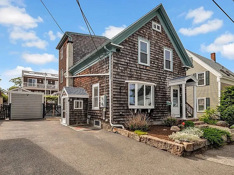 66 Perkins St — Photo 3