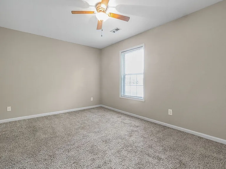 772 Cherrybark Ln #F — Photo 6