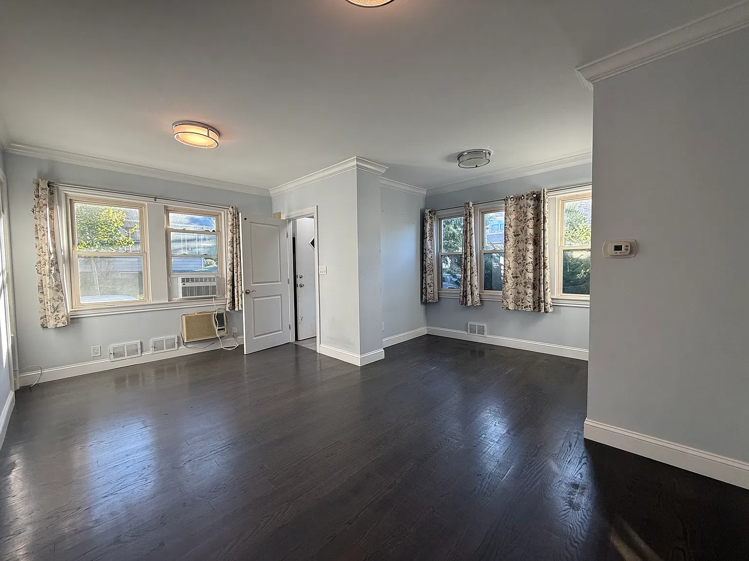 2 bed, $2,800 — Photo 1