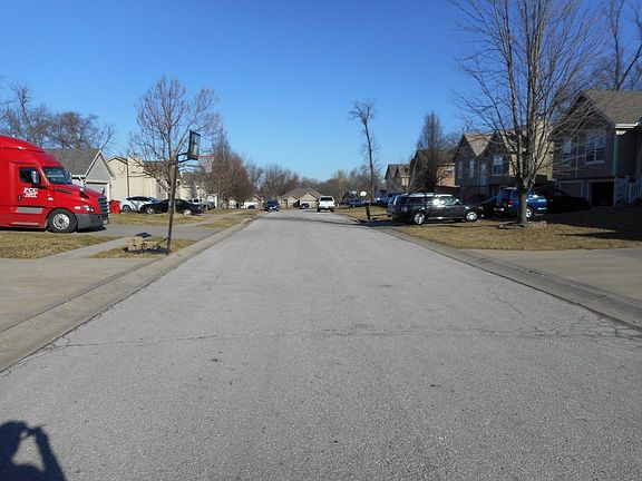 4th image of 2002 N Ethan Ln
