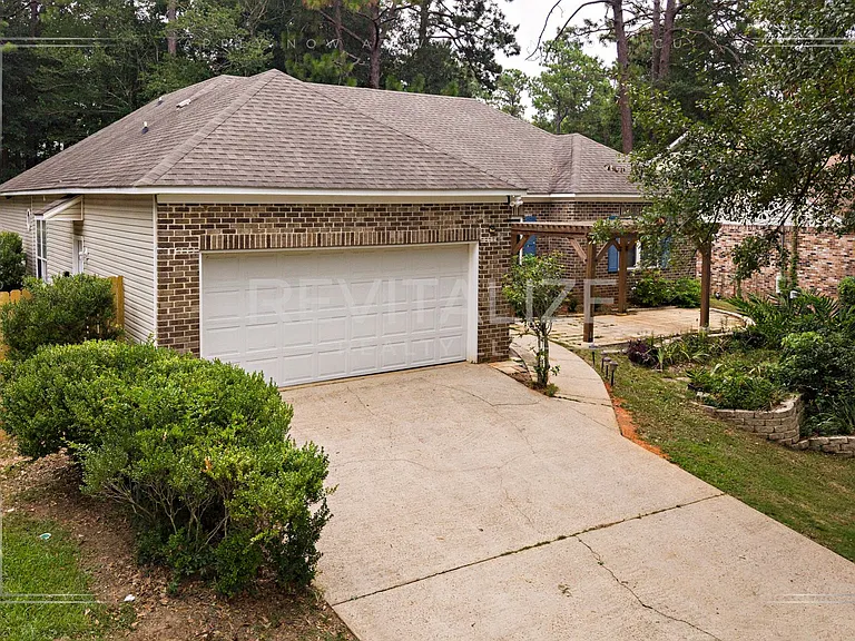 105 Ventura Cir — Photo 10