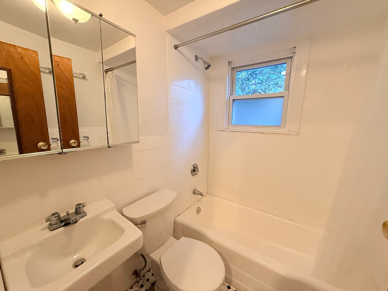278 Harvard St — Photo 1