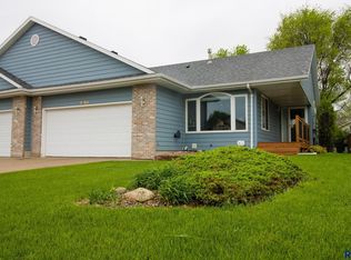 1709 E 63rd St, Sioux Falls, SD 57108