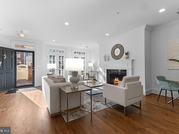 5th image of 28 Wolfe St #34