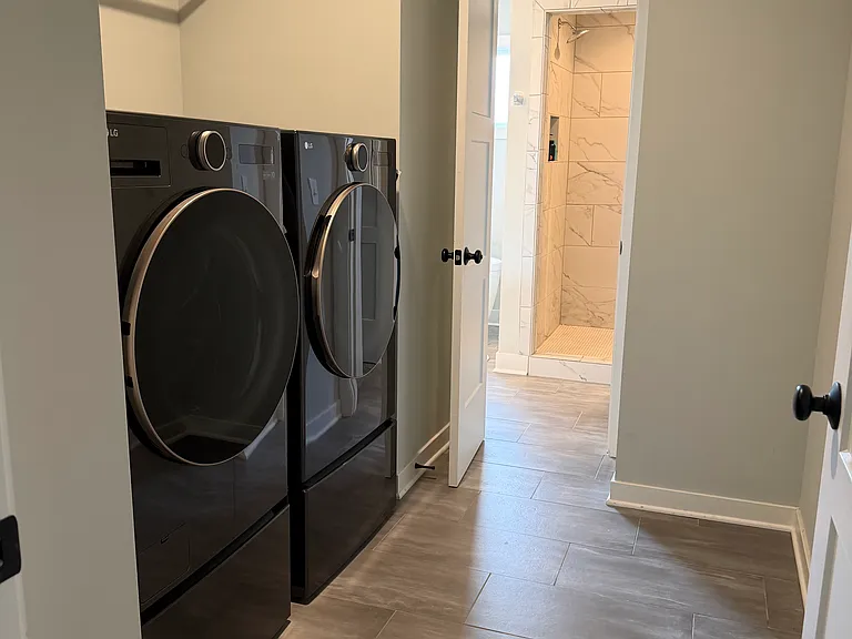 709 Pine Ct — Photo 15
