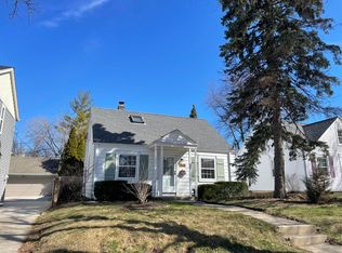 7838 Livingston Ave, Wauwatosa, WI 53213