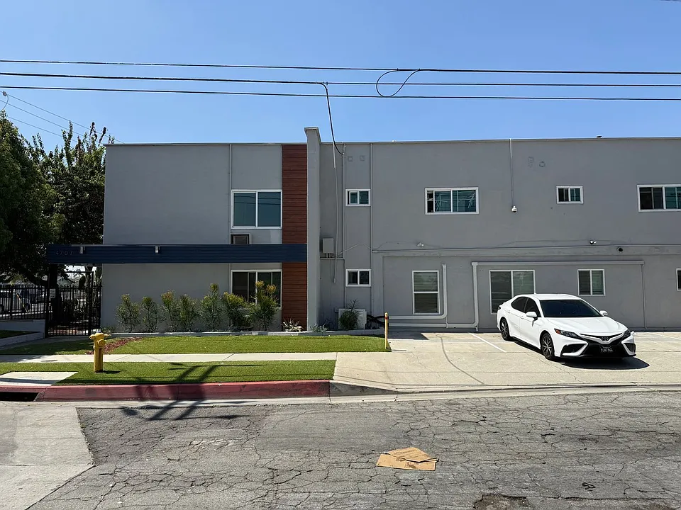 4707 Rosemead Blvd #G1
