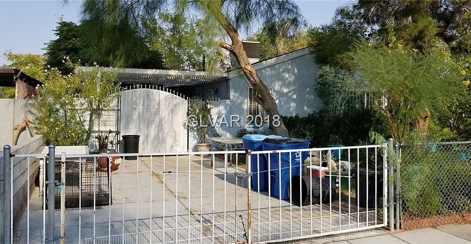 1st image of 1721 Eastwood Dr