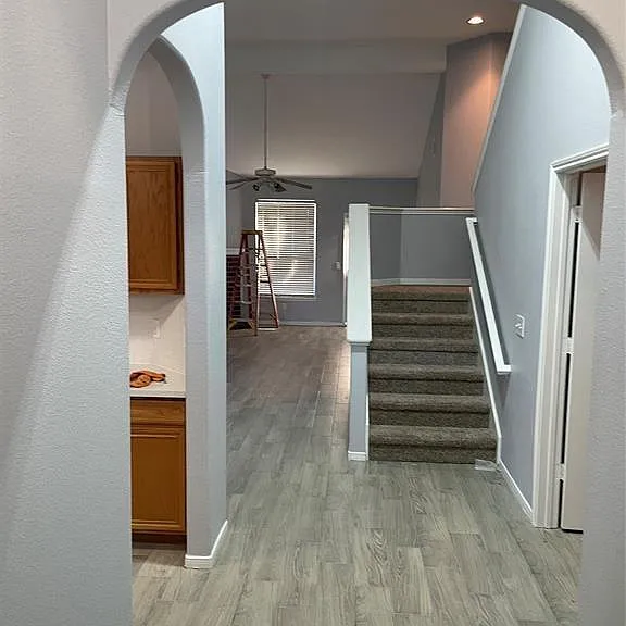 2103 Ragland Dr — Photo 2
