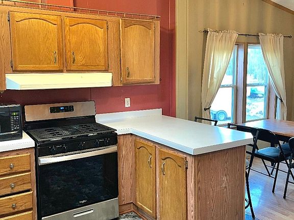 4th image of 48270 Southfork Rd