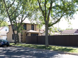 10601 S Whipple St, Chicago, IL