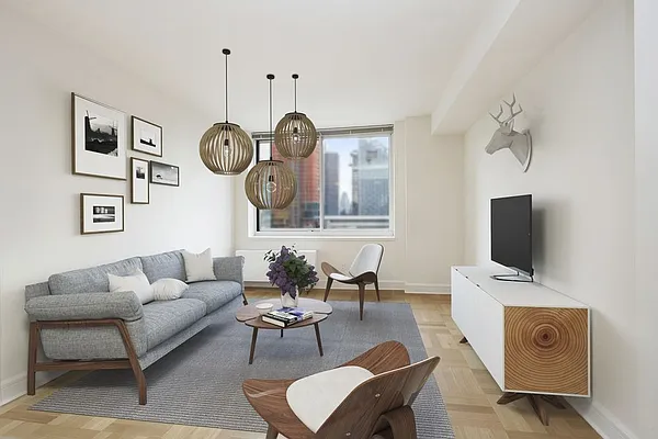 Rented by Windsor Property Management | media 80