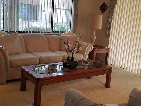 5th image of 12913 Fairway Dr APT A