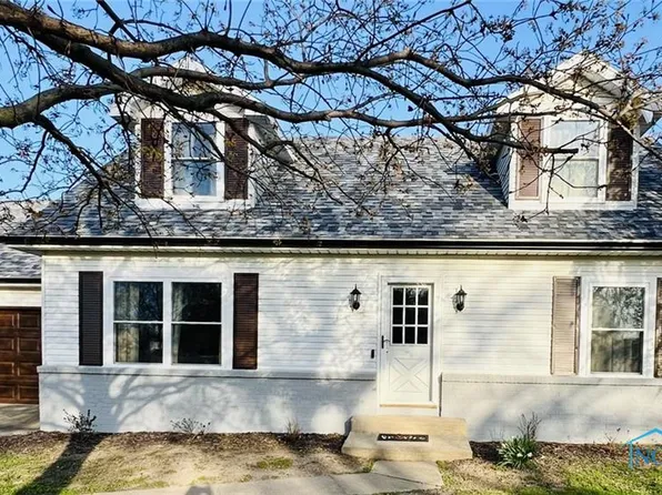 335 Hartman St, Woodville, OH 43469