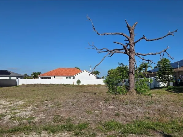 2630 NW 24th Pl, Cape Coral, FL 33993