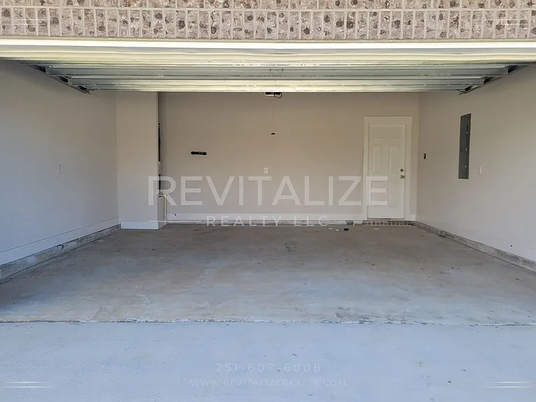 1730 Grouse St — Photo 10