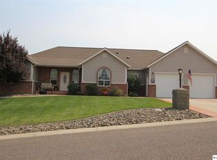 2275 Pitchstone Dr, Clarkston, WA 99403