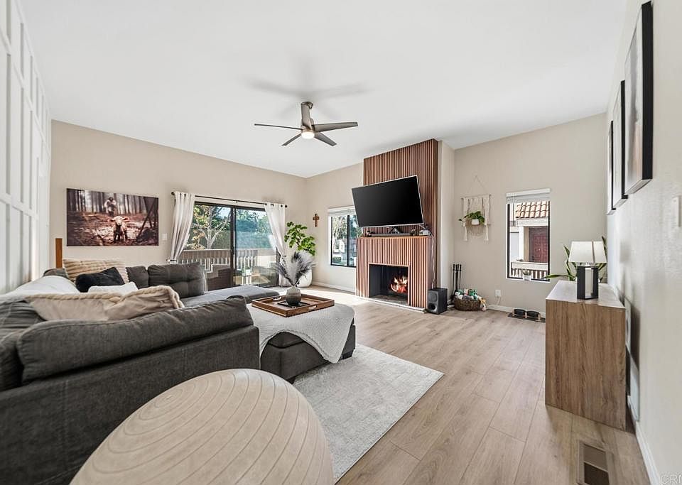 1st image of 5245 Reservoir Dr