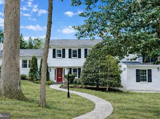 9127 Southwick St, Fairfax, VA 22031