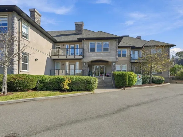 399 Wembley Rd #211, Parksville, BC V9P 0A6