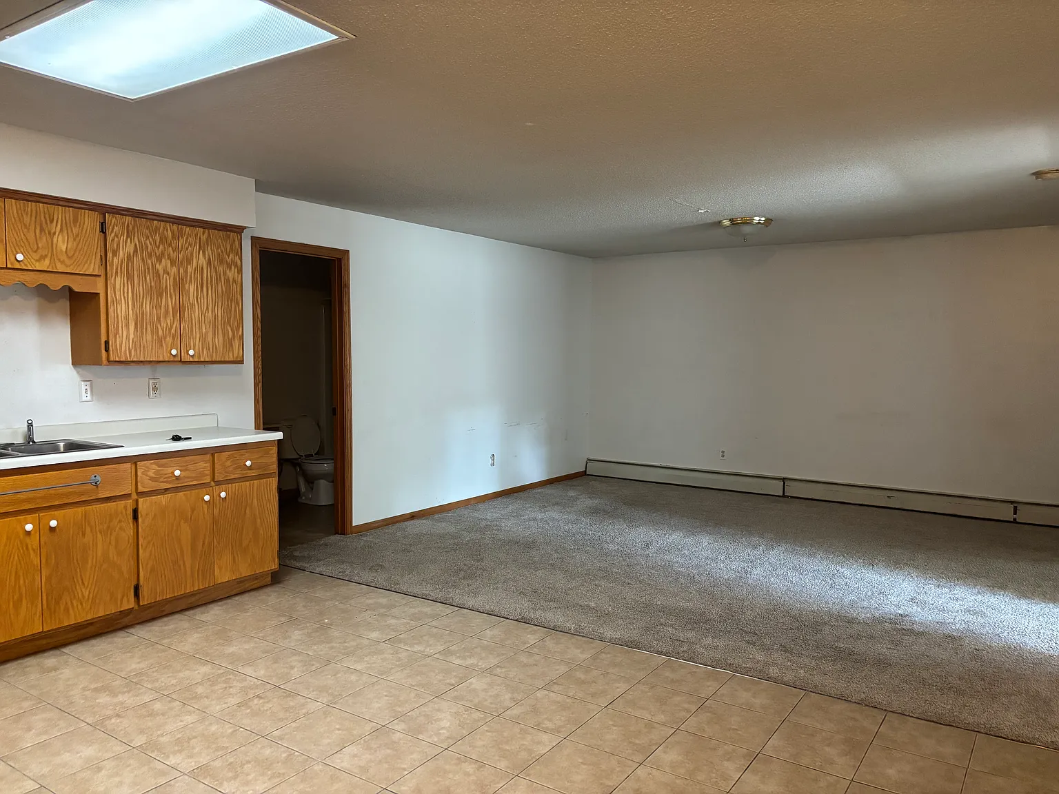 460 Central Ave N — Photo 2