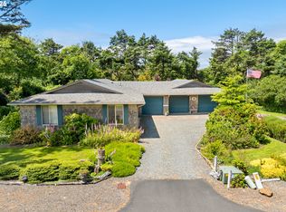 79796 E Beach Rd, Arch Cape, OR 97102