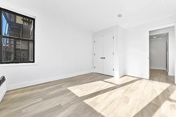 Rented by MNS | media 17