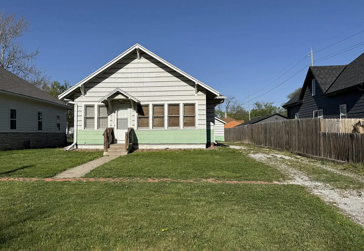 406 South Chicago - 406 S Chicago Ave — Photo 1