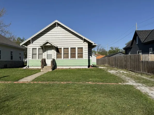 406 S Chicago Ave #1, Hastings, NE 68901