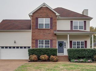2622 Douglas Ln, Thompsons Station, TN 37179