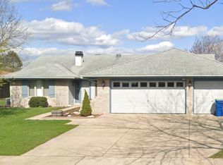 1237 Lynnfield Ln, Bartlett, IL 60103