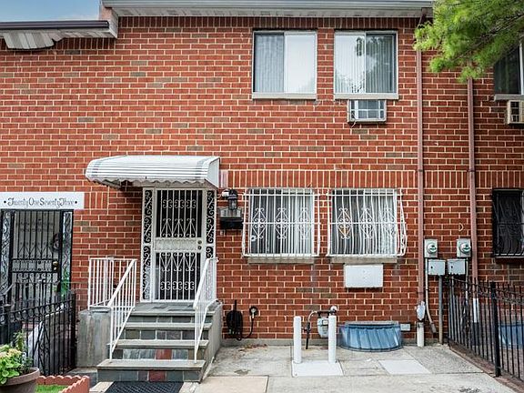 3rd image of 2175 Hughes Avenue