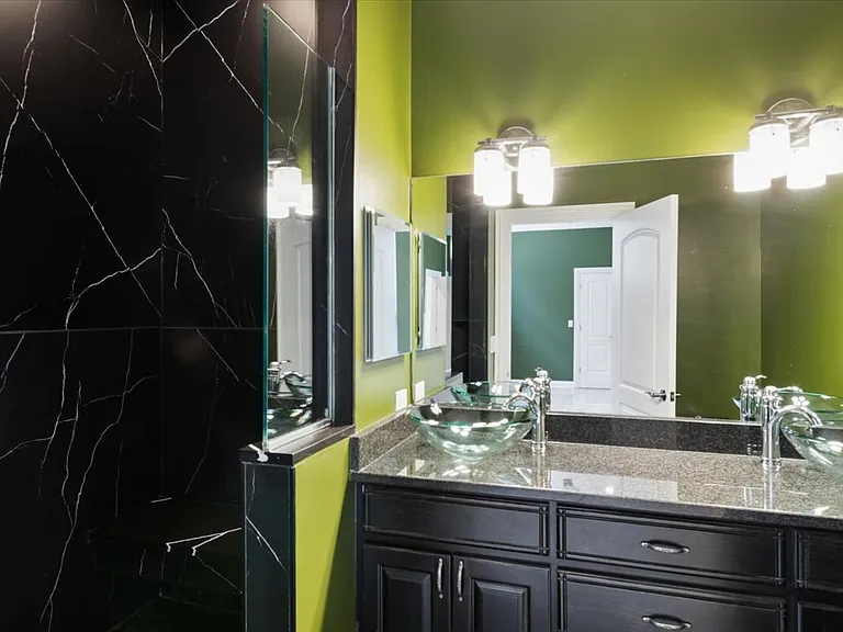 7246 N Oakley Ave #1S — Photo 17