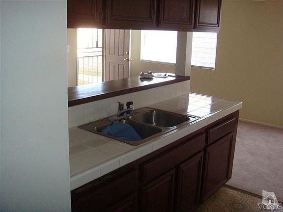 4th image of 2026 Calle La Sombra Unit 3